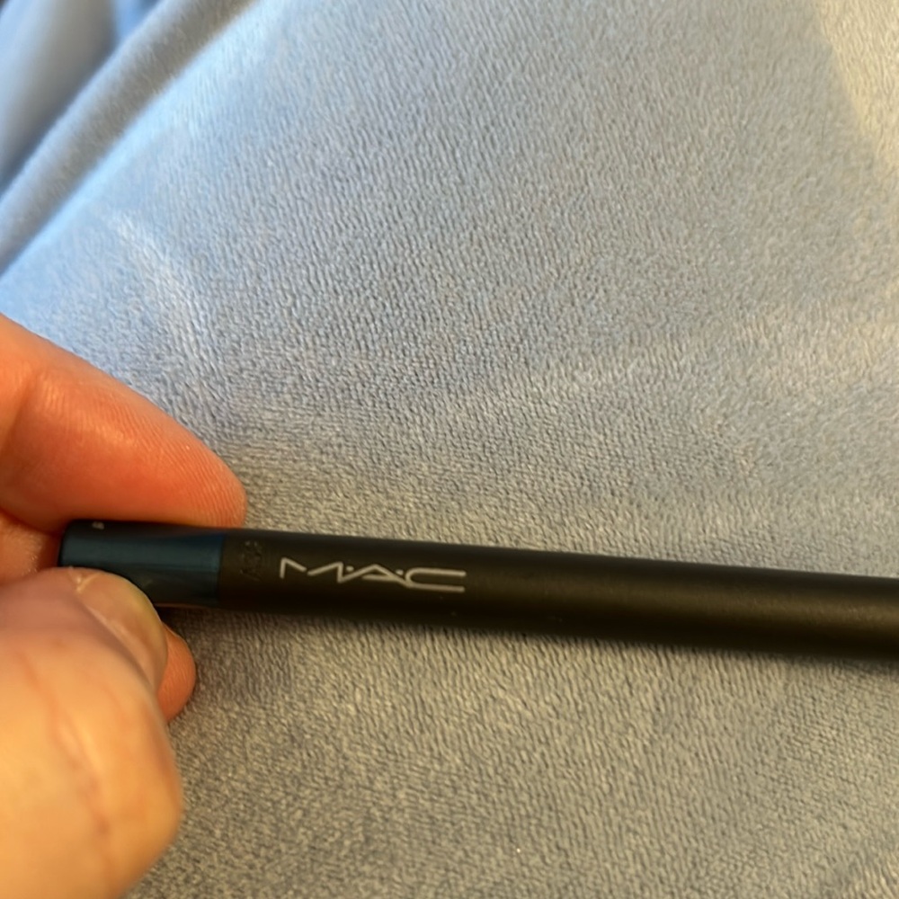 Mac powerpoint eye pencil